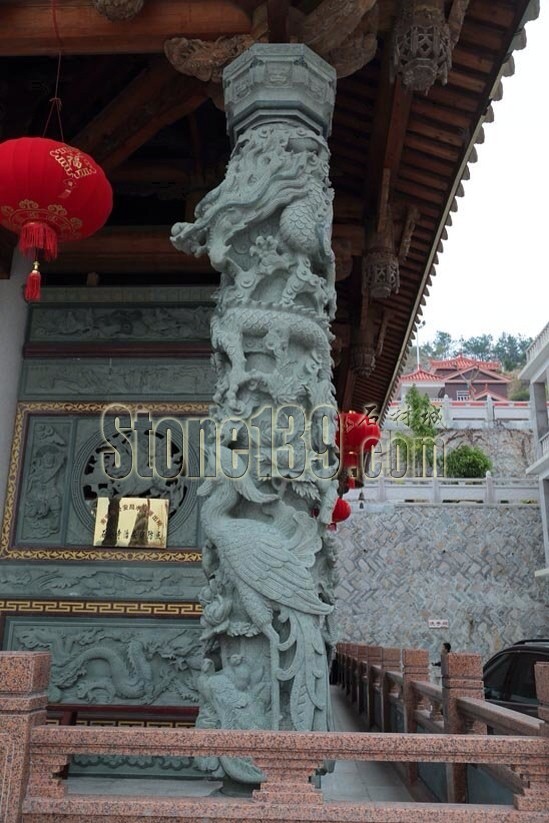 青石是寺廟浮雕建筑常用的石材