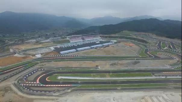 浙江某石材礦山大變身，成為國際賽車場