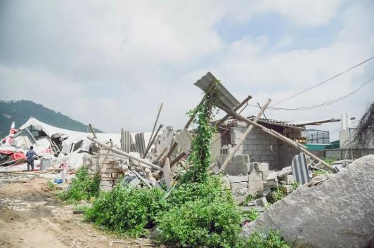 南安市石井鎮(zhèn)“重拳出擊”：取締“三無”石材加工廠，拆除面積總計(jì)1670平方米