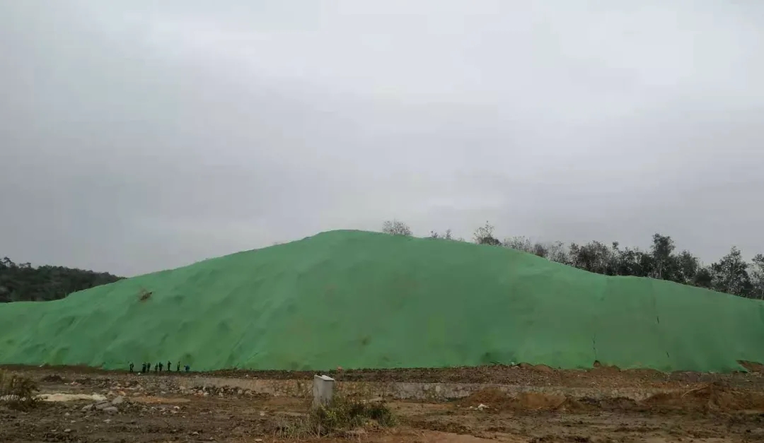 浙江海寧市小尖山廢棄礦山生態(tài)修復(fù)項(xiàng)目通過交工驗(yàn)收