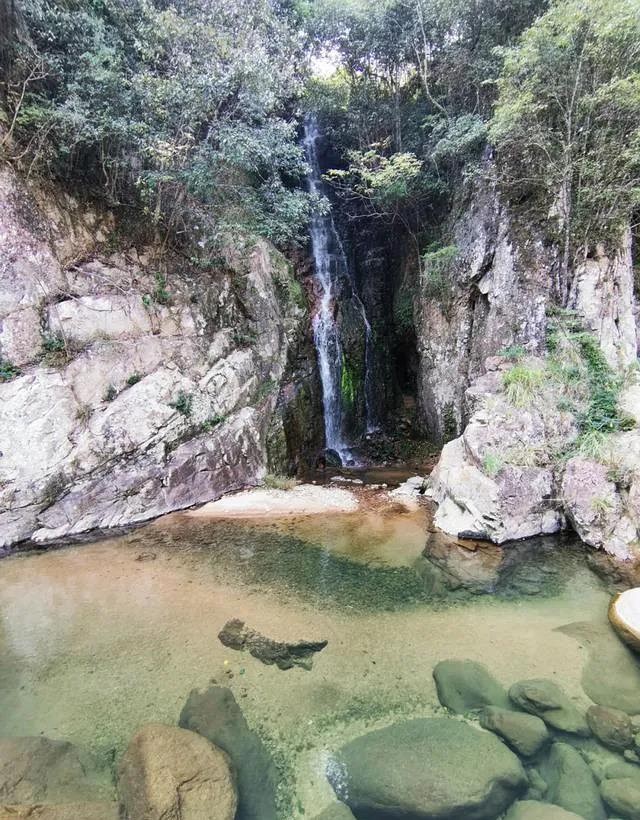 人跡罕至！浙江溫州永嘉這里有條花崗巖石河、平板溪