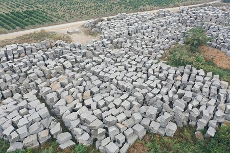 鐘山青花崗巖、礦山荒料、工廠