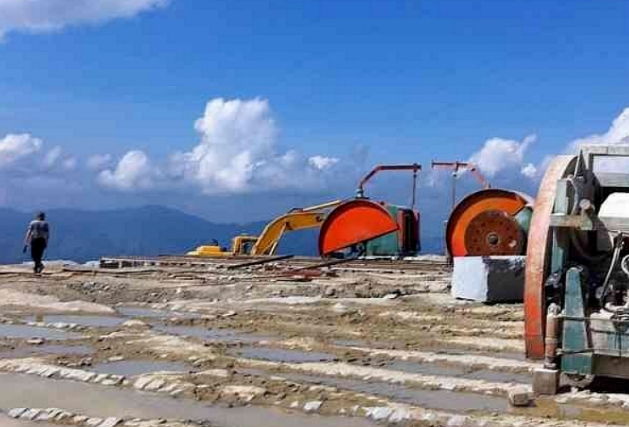 湖南芝麻灰溆浦花崗巖礦山